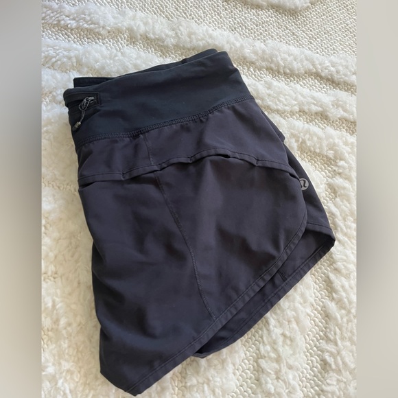 Lululemon 2.5 inch black speed short - Picture 5 of 7